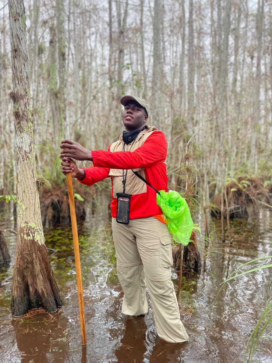 NPSYouth's tweet photo. How can an ๐จ artist get immersed in the experience as an Artist-in-Residence in the #Everglades (@airieverglades)? For #AIRIE fellow Cornelius Tulloch, read his thoughts in the thread.
Program details โก๏ธ https://t.co/2WPYRJc4OT
๐ธ Courtesy of AIRIE
#FindYourPark #ArtsInParks https://t.co/ApD7aWs4rg