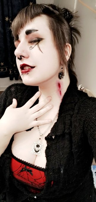 Good morning paypigs and Finsubs! You know what I think today is a great day for? ME!! Clear out my wishlist<a href="/tag/findom"class="tags"><span>#findom</span></a><a href="/tag/paypigs"class="tags"><span>#paypigs</span></a><a href="/tag/feetworship"class="tags"><span>#feetworship</span></a><a href="/tag/cashcow"class="tags"><span>#cashcow</span></a><a href="/tag/finsub"class="tags"><span>#finsub</span></a>