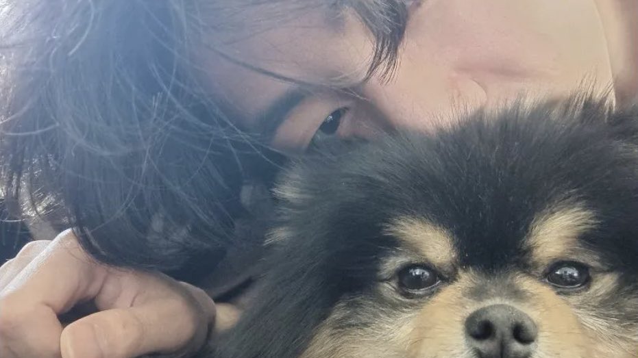 Nontonin Jeonathan mandi sama Yeontan. Cakep 👍🏻