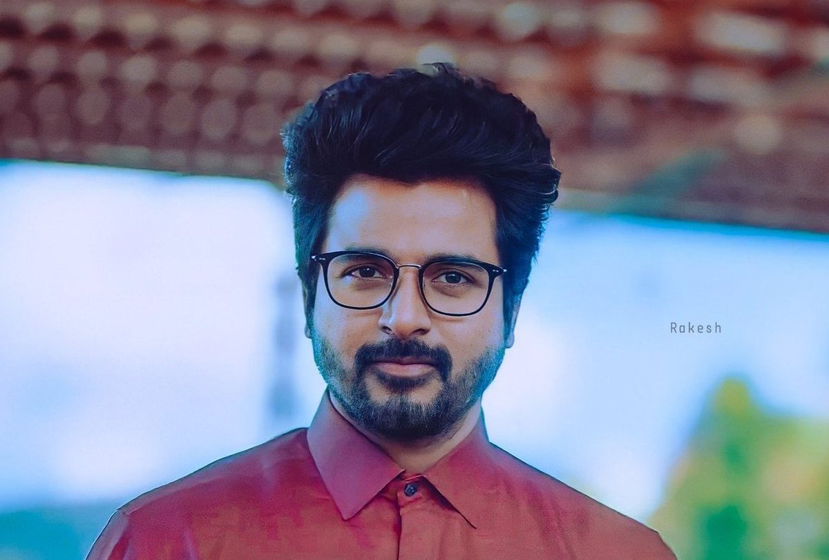 Seyon_96's tweet photo. Today My friend told me ,that I looked like Varun from Doctor 😋❤️ https://t.co/Rl57n8lZSl