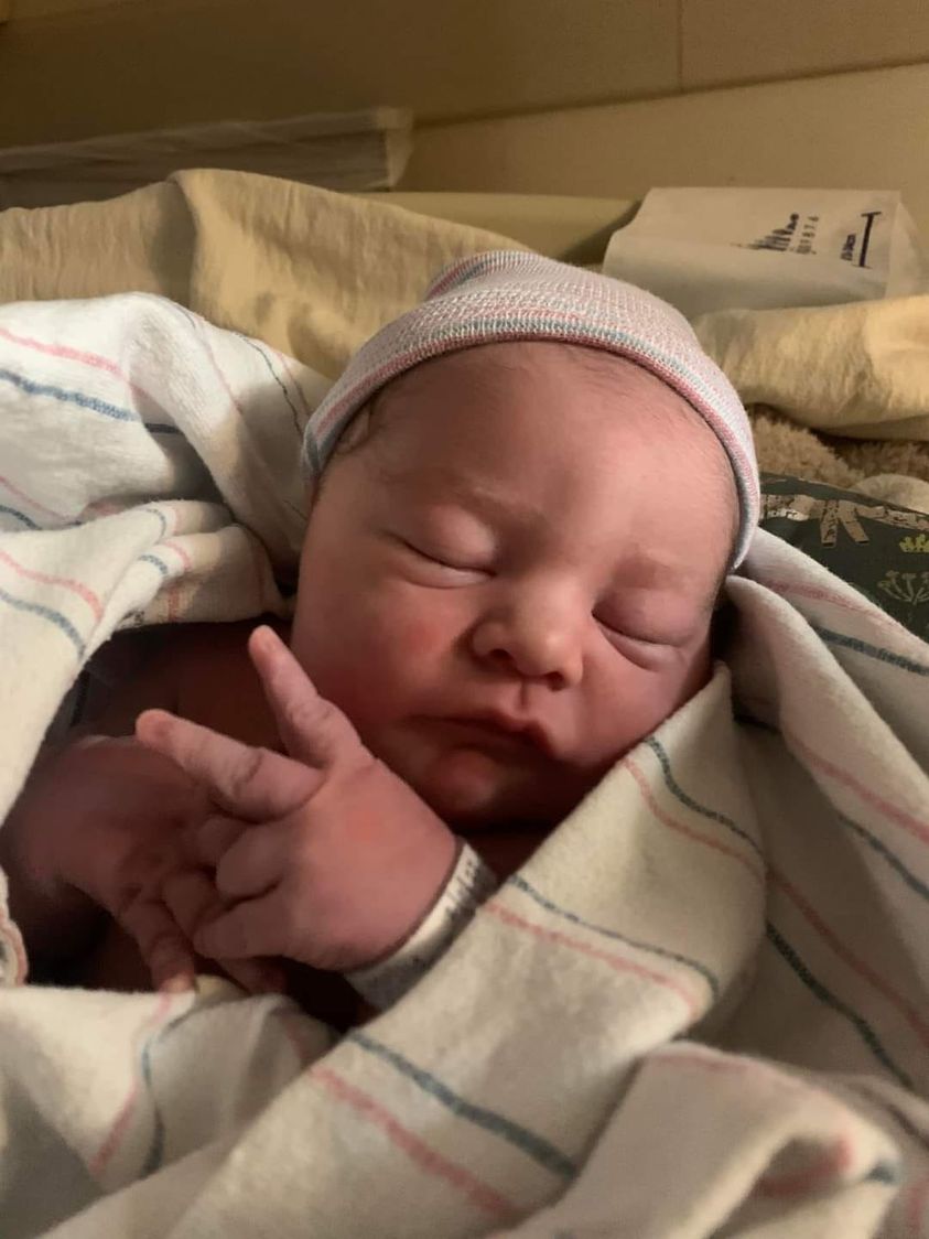 Deneen2010's tweet photo. Peace offered in a world of Turmoil ...my Great nephew 1 day old and already smarter than most.. <3 https://t.co/osekP7EZhi