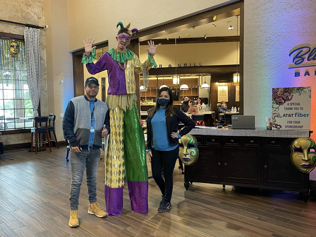 Let’s go #attfiber #stx <a href="/StxFiber/">IHX Fiber Hunters</a> Fiber Hunters 🌐🔥 #MardiGras2022