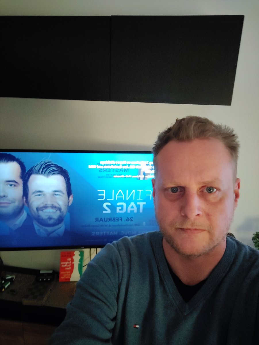 M4tchB0X3r's tweet photo. Hi from Austria. Getting ready to watch the finals.
Both deserve the win, but I reckon Carlson will find some computer line and take it home #airthingsmasters #chesschamps #magnuscarlsen #nepo https://t.co/WIpim1bnVy