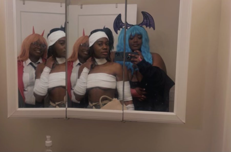 IssaDolphin's tweet image. Cosplay was successful last night.