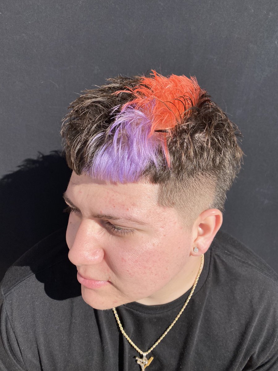 nosbigxela's tweet photo. let me know if you need a haircut or want to get some color done! 

getting saucy with it and and want to expand my clientele! 🤌🏽✨ https://t.co/FDkAiPimKB