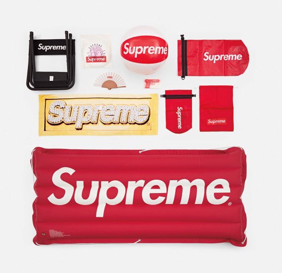 AndersonCopperx's tweet photo. Tom Sachs 

Tiffany Value Meal, 1998
cardboard, paper, ink, thermal adhesive

Idea for artists today is maybe a Coinbase/OpenSea branding package remixed with a Supreme product set.

Do not limit your vision of art to collectors/friends surrounding you not knowing art. https://t.co/fceaask4jP