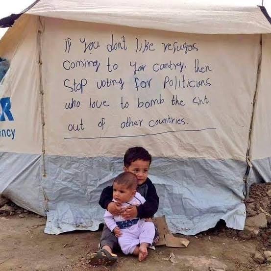 cansudogan87's tweet photo. #Refugees #Humanrights
#StopwarinSyria #StopwarinUkraine https://t.co/oA7I6CMkQh