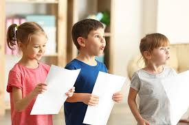 GoldenMusicColo's tweet image. Language skills - Studies also show that young children who participate in music classes have improved speech development and learn to read more easily. Learning music helps to develop the left side of the brain (related to language and reasoning), #musicbrain #musiceducation