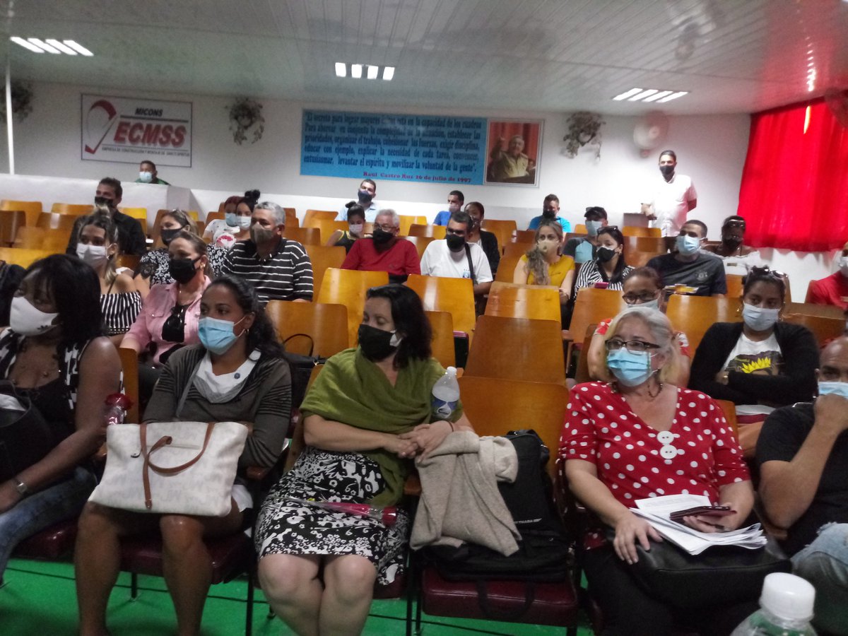 Camilo63520842's tweet photo. Realiza conclusiones del control realizado por la OSDE #AguaySaniamiento a la Empresa #Acueducto de nuestra provincia #SanctiSpiritus donde reconoce el resultado en la atención a nuestro pueblo y comprometidos con solucionar las deficiencias detectadas
#SanctiSpiritus
#CubaVive https://t.co/JduYsFVewu