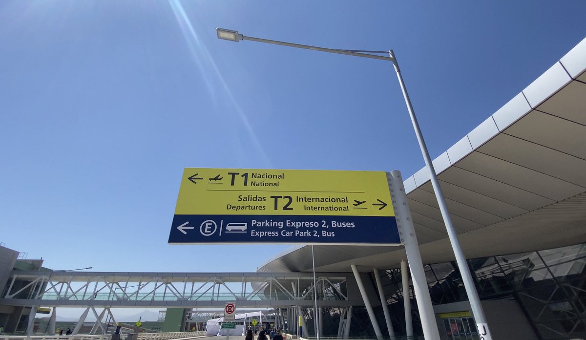 ✈️ El nuevo terminal internacional del aeropuerto @NuevoPudahuel ya está listo! 👏 Hoy junto al pdte. <a href="/sebastianpinera/">Sebastian Piñera</a> y distintas autoridades estamos en la inauguración de este recinto, que comenzará a funcionar gradualmente este 28 de febrero. #NuevoAeropuertoParaChile