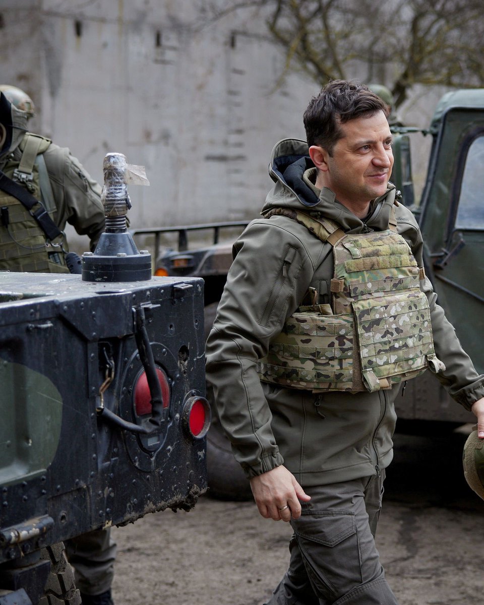 This is what you call a leader ... 👏👏👏👏👏

#HERO
#PresidentZelenskiy
#UkraineUnderAttack
#UkraineRussia 
#UkraineInvasion