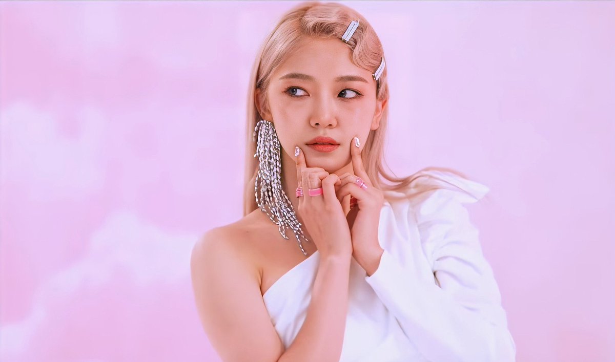 hourly_onda's tweet photo. [💐] #EVERGLOW #에버글로우 #온다 #ONDA @EVERGLOW_TWT https://t.co/OoAIcqKINR