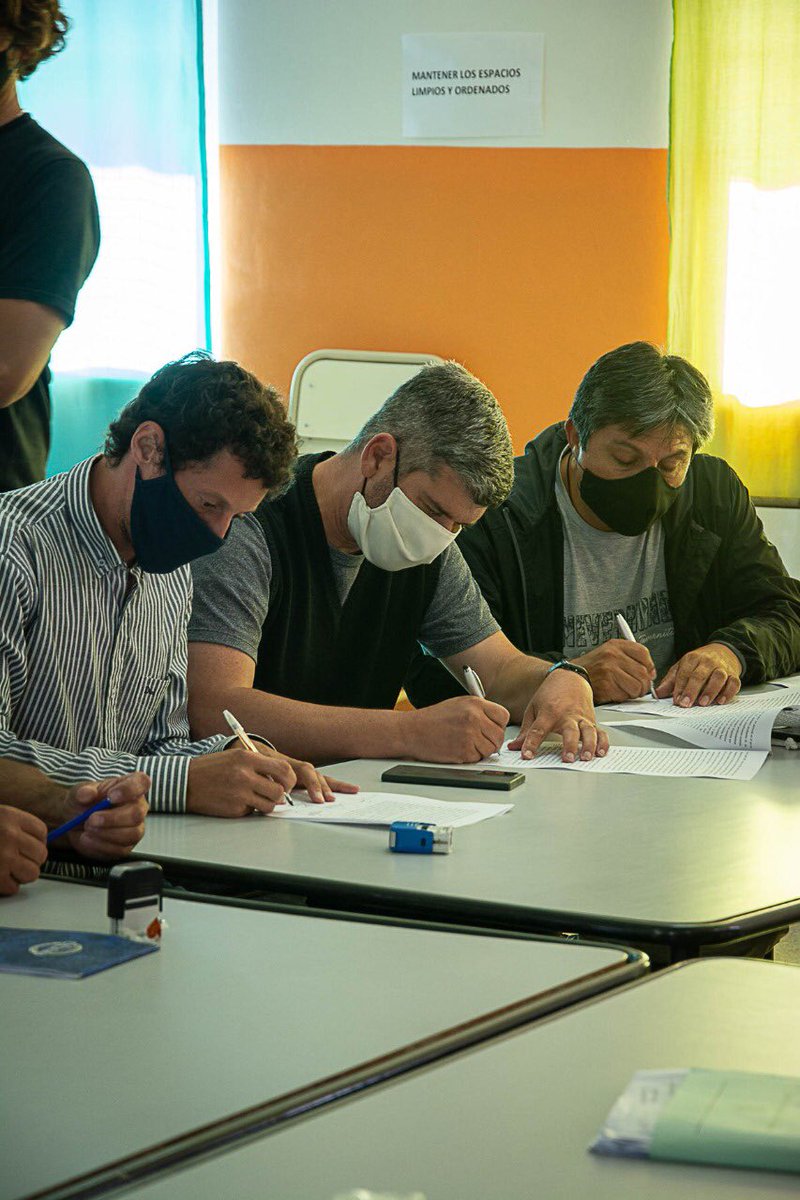 ✔️A días del inicio de clases, logramos acordar puntos importantes en las paritarias del día de ayer, tanto con los docentes como con los Auxiliares de la Educación, con el fin de asegurar el debido comienzo del ciclo lectivo para nuestras niñas y niños 👫
@Mingobyjustch