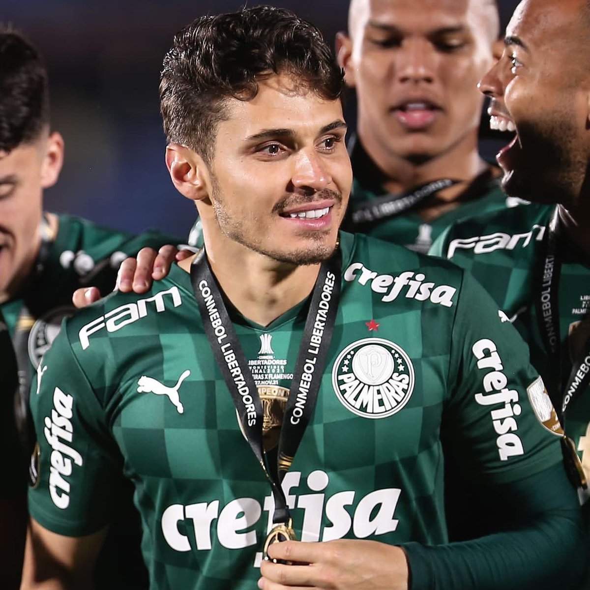 ojpmagalhaes's tweet image. COMPARAÇÃO DE PÊNALTIS: VEIGA 🆚 GABIGOL:

Indiscutivelmente Gabi e Veiga são os jogadores mais comentados no futebol brasileiro quando o assunto são pênaltis.

Pensando nisso, trago na thread alguns dados sobre as cobranças de ambos.

Da um rt pra me ajudar que deu trabalho: 🧶