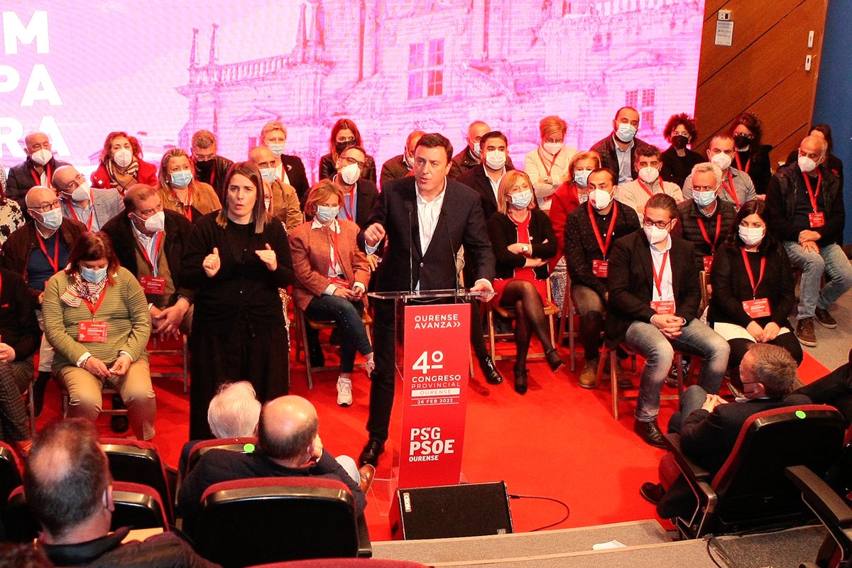 socialistas_gal's tweet photo. .@VGFormoso_PSOE en #Ourense : “Fronte a Feijoo, Jácome e Baltar, tócanos sacar adiante o mellor da política” 

Reivindica os valores socialdemócratas para garantir o estado de benestar fronte a populismos, localismos e extremismos 

https://t.co/p4QtMe27Gz https://t.co/Zd65bl7rGV