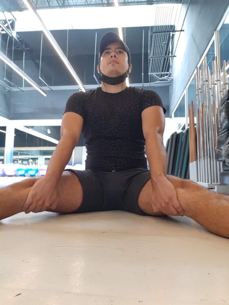 nutrihectorcort's tweet photo. Entrenar siempre será un excelente aliado para mejorar/mantener la salud ♥️🦦

#nutrición #estilodevida #veganboy #nutriólogo https://t.co/G8SMEcg5XQ