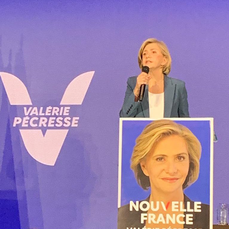 joelbruneau's tweet photo. Chère @vpecresse, je suis fier de t’accueillir à #Caen sur cette terre de libertés. La liberté de Tocqueville, celle venue de la mer en 1944, du Général de Gaulle et des fondateurs de notre République. Je suis fier de soutenir ton projet pour cette élection présidentielle. https://t.co/McyawCaOY0