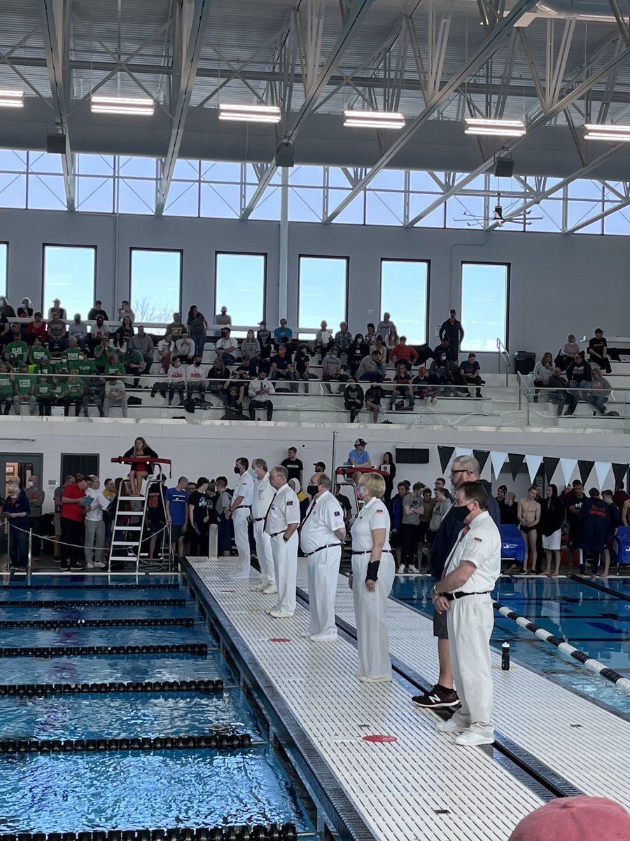 KraigGarber's tweet photo. Thanks to all IHSA Swimming &amp; Diving Officials for their assistance at this years ⁦@IHSAState⁩ Girls and Boys Swimming &amp; Diving State Finals. We couldn’t do this without you! #ihsa https://t.co/61uZgWXzcs