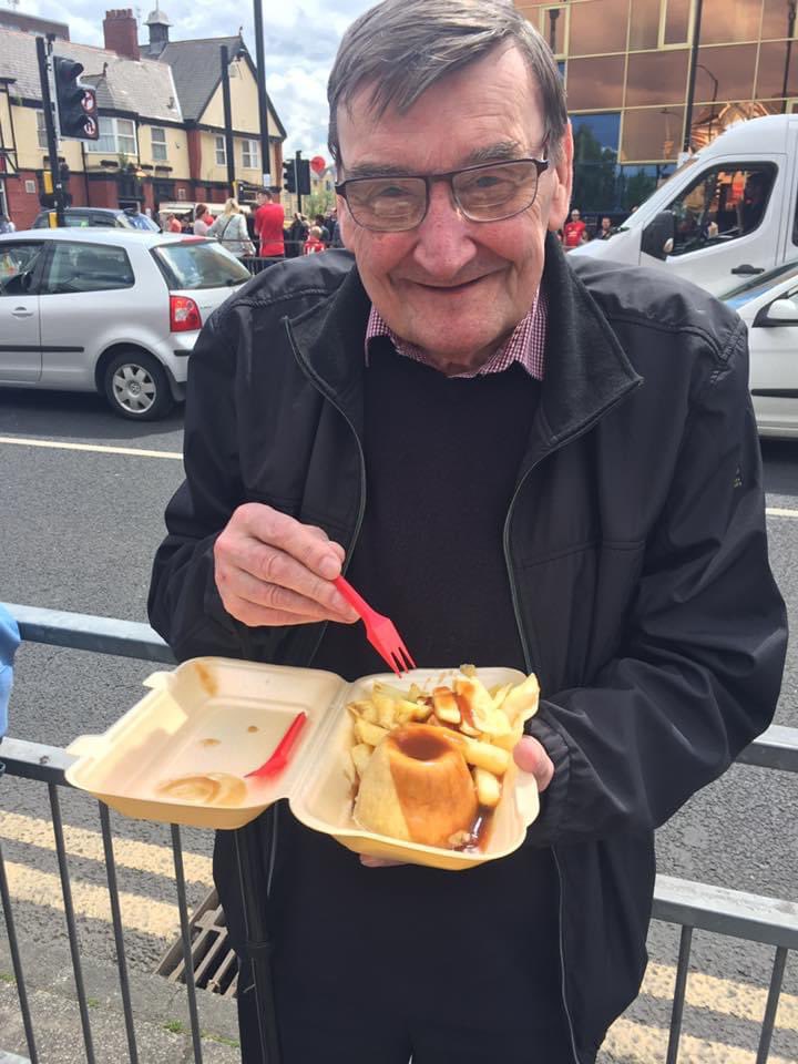 john6anderson's tweet photo. Val, Karen, Rachel, Jo and family are heart broken at the loss of John/Dad/Grandad/Great Grandad. He died peacefully at home on Friday 25th February surrounded by loved ones. Thank you to everyone for their comforting words ❤️❤️❤️ https://t.co/8SZudgkLXC