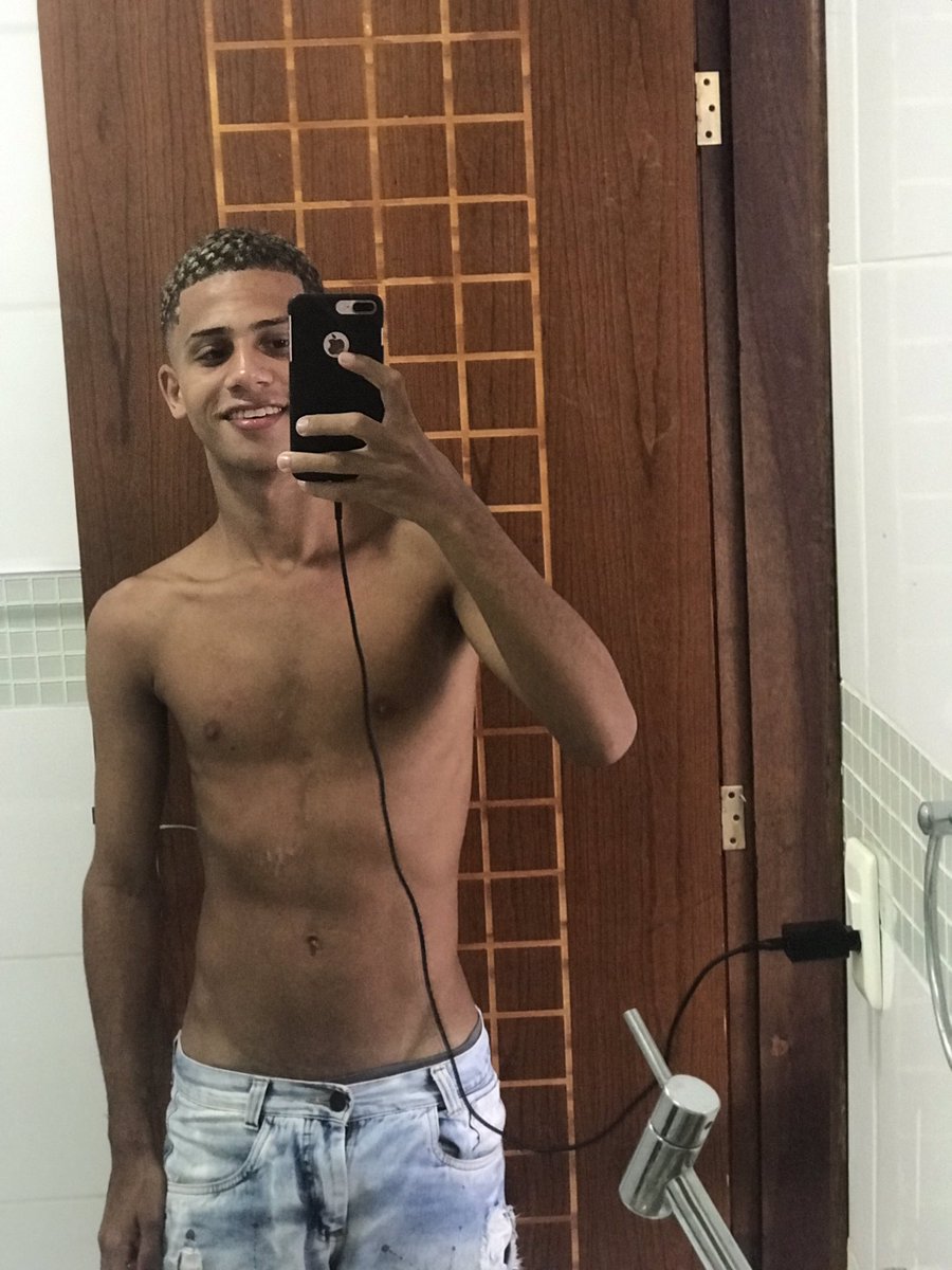 😝