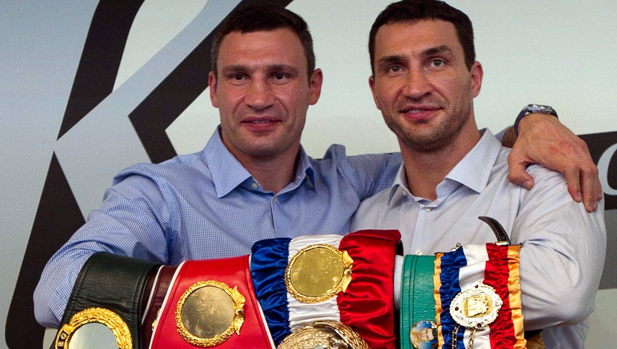 Heroesoftroy's tweet photo. They were already national and worldwide heroes as heavyweight boxing champions of the world. 
But the gloves came off when their country needs them, showing TRUE leadership and honour 

THE BEARS OF KYIV https://t.co/afrs3hAWLV