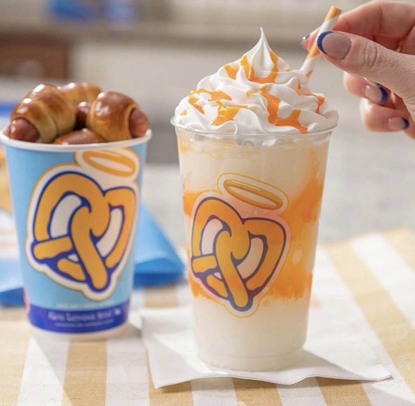 Whether you're craving something sweet or salty, Auntie Anne's has you covered!
.
.
.
#FreedomCrossing #FBTX #FortBliss #FtBliss #FortBlissTexas #ShopFortBliss
