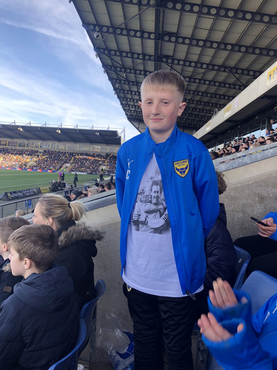 Take a bow <a href="/OUFCOfficial/">Oxford United</a> <a href="/AcademyOUFC/">Oxford United Academy</a> <a href="/YellowArmyOUFC/">The Yellow Army</a>  what an amazing way to mark the passing of one of our own. Honoured the boy was able to but part of it, a memory he’ll never forget. RIP Joey, thank you for the memories 💛💙⚽️⚽️