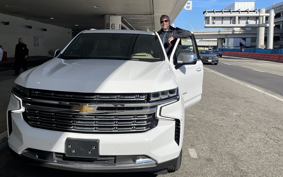 samcette's tweet photo. En #Critair2, ça passe @M_Pmrd ?
—-
#StopAuDiesel #Chevy #Suburban https://t.co/aWf8Zz63vV
