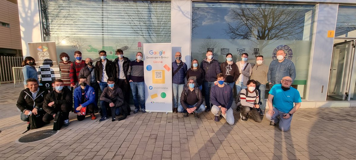 GDGGirona's tweet image. Gràcies a tots per venir!
Thanks all for coming!
Gracias a todos por venir!