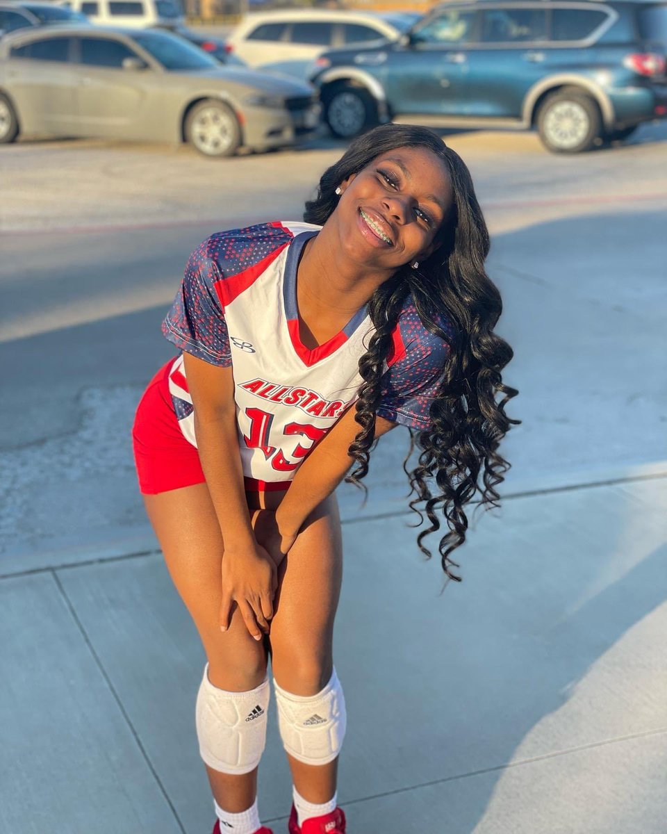 MontonyaJackson's tweet photo. This kid is about to make #HERstory again! The last 2 months have been gruesome, but we know at the end of the day who has the final say!!! I got your back, but God hits a lot harder than I do! #setteroftheyear #allstateacademic @iyanah_taylor13 https://t.co/RsKubY4dpe