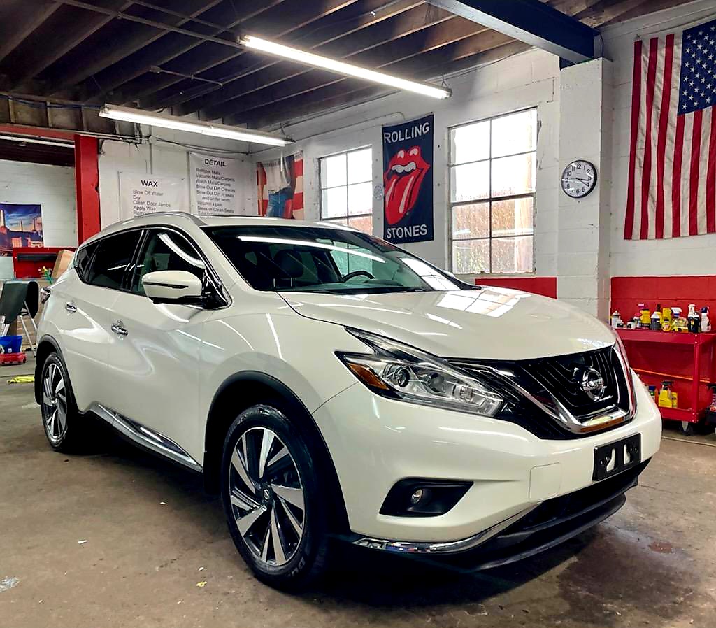 rock_detail's tweet image. Some amazing beauties this week cleaned and detailed at our shop.  Give us a call at 267 679 8831 to make ur appt.  Spring is close by. Get ur truck, SUV, JEEP  or car shining for the spring time weather heading our way.