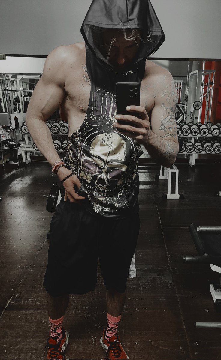 gabryactis's tweet photo. #muscle #gym #boy #gymmotivation https://t.co/qcWQYc4w3F