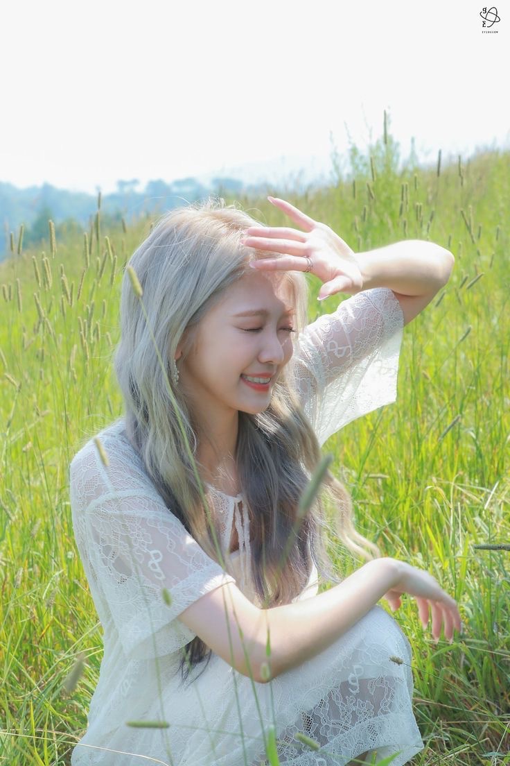 hourly_onda's tweet photo. [💐] #EVERGLOW #에버글로우 #온다 #ONDA @EVERGLOW_TWT https://t.co/CqugHgXjRv