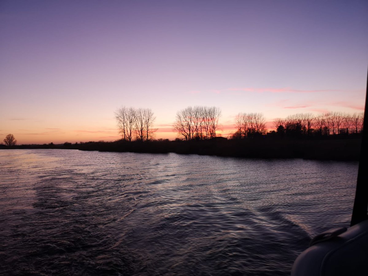 After an afternoons hard work on the aweigh app.  The team went for an evening cruise!