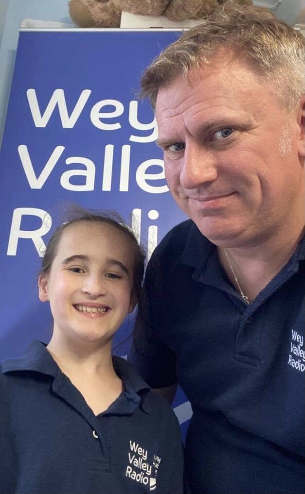 weyvalleyradio's tweet image. Tonight at 8pm Dean and Dial a Dave talk #movies and music - a font of Knowledge! Will they talk Sing 2 or the Death on the Nile ? Well you’re just have to join then here on Wey Valley Radio #alton #fourmarks #holyborne #liphook #liss #Hampshire #Surrey #Froyles @UltimateCameo