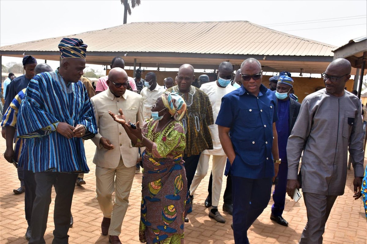 LGSghana's tweet photo. Courtesy call on His Royal Majesty, Ndan Ya-Na Abubakari II, King of Dagbon at Gbewaa Palace in Yendi. https://t.co/yDblqcU6ZF
