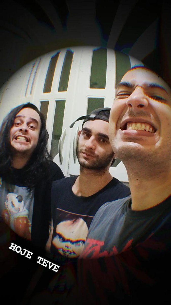 killjoy_br's tweet image. Hoje a gente começou a compor o nosso E.P 😊