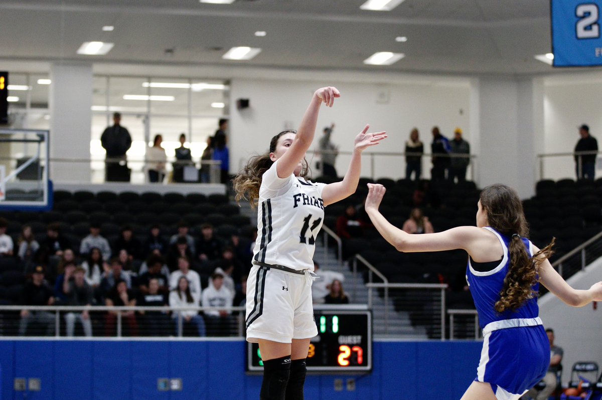 2nd Half action from <a href="/NCHS_WBB/">Nolan Catholic Women's Basketball 🏀</a> and <a href="/blathletics/">Bishop Lynch Athletics</a>!
