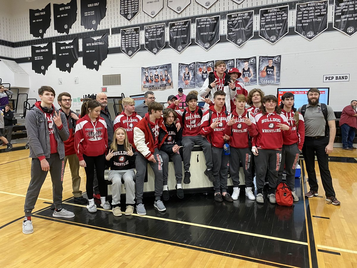 MU_Bulldogs's tweet photo. Bulldog wrestling takes second place at Sectionals as a team! #comMUnity https://t.co/PCetX2HSkq