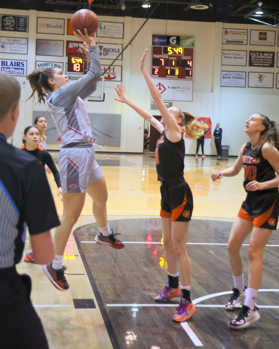 NorthwestWBB's tweet image. HUGE WIN. 
Lady Trappers advance in the Region 9 tournament, beating Central Wyoming 70-49 

Notable Performances by:
#30 Darla Hernandez, 17 points 14 rebounds 
#13 Kierra Cutright, 19 points 
#3 Celina Tress, 15 points 
#TrapEm