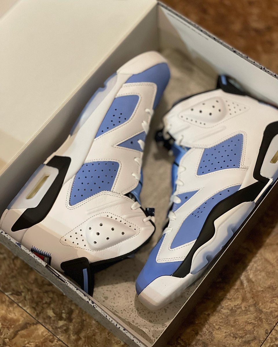 CHINNIE1380's tweet photo. JORDAN 6 RETRO “UNC”
•
These are ehhh to me. Same like the UNC 4’s, overrated.
•
#Nike #JordanBrand #Jordan6 #UNC6 #SNKRS #ShockDrop https://t.co/mIZ3txrASB