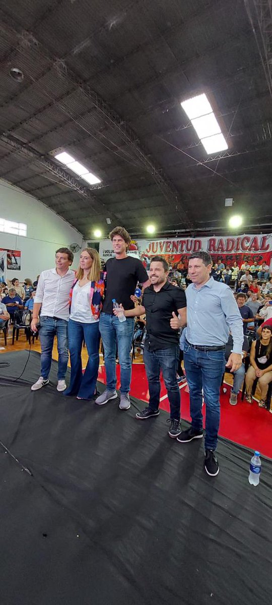FerPerezQuilmes's tweet photo. En la Provincia Estamos construyendo un Radicalismo  protagonista para construir un proyecto de país moderno que le devuelva la esperanza a los bonaerenses y a lo argentinos #PlenarioEvolucionPBA
@Evolucionbsas https://t.co/lSN7j18VSV