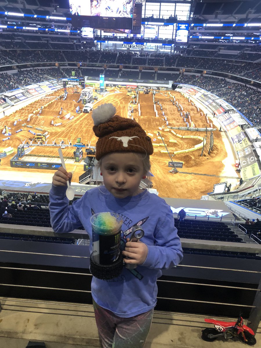 Jhill436's tweet photo. First time at #SupercrossLIVE https://t.co/dhdMohktNH