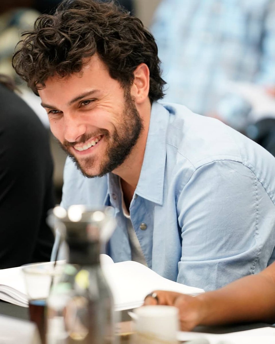 Jack Falahee France tweet media