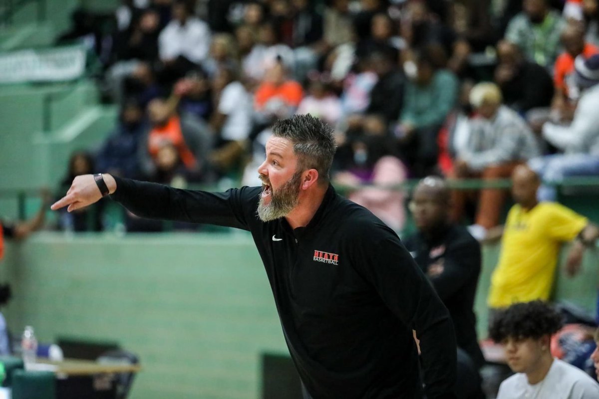 We couldn’t be more proud of our mens basketball teams! Thank you for great seasons! See you next season! 🏀 
#JFND #WTD | <a href="/rockwallhoops/">Rockwall Basketball</a> <a href="/RHHSBBall/">Heath Basketball</a>