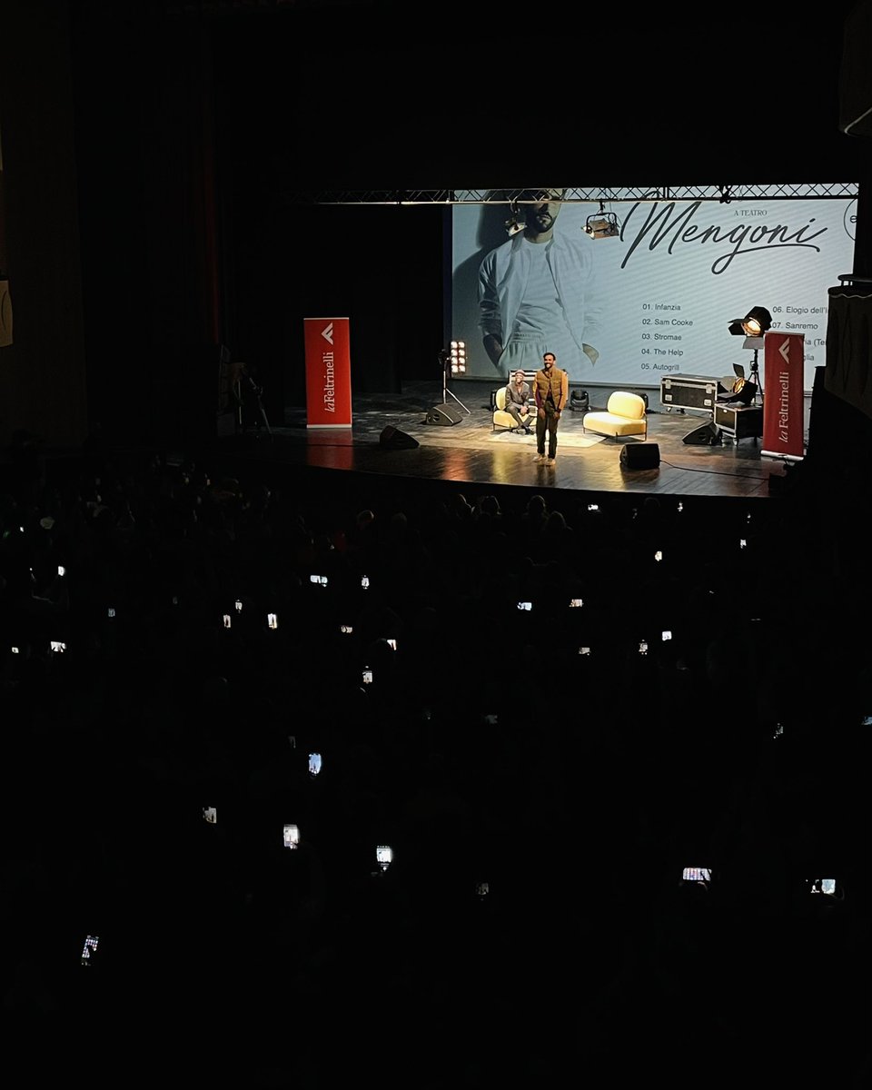 mengonimarco's tweet photo. Comincia ora il primo dei due incontri speciali. Oggi a Milano al #TeatroLiricoGiorgioGaber 

#esse https://t.co/ZbOPdBkAnY