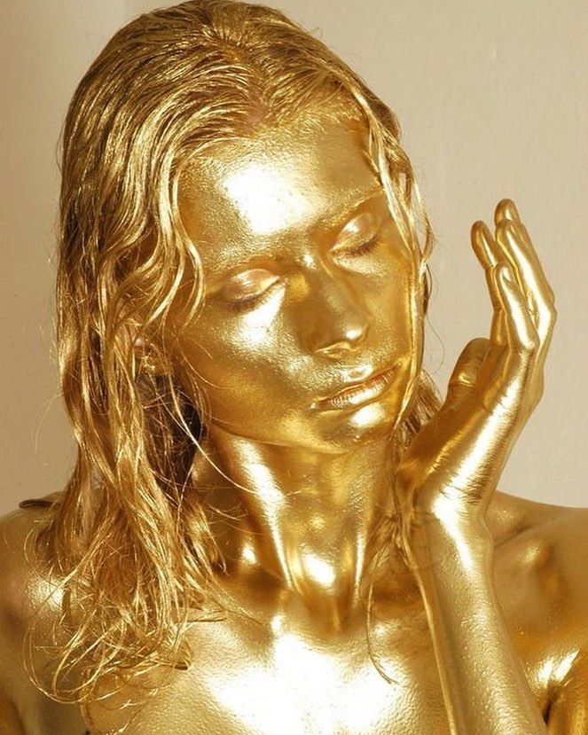Amiee Cambridge on X: I will be in gold body paint from head to