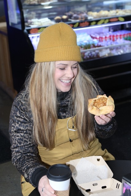 Looking for a quick snack or a hot meal to warm up with after your weekend ride? High Mountain Café is located right above The Ratskeller and has tons of options to choose from! Come stop by, play some games in the arcade and treat yourself and your family to some good food a...