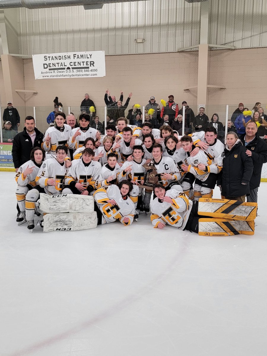 Traverse City Central Varsity Hockey tweet media