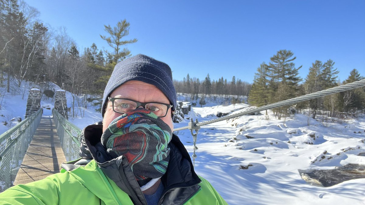 freealonzo's tweet photo. At one of my happy places #jaycooke https://t.co/O4c8dPalcC